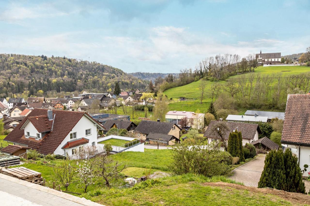 Dueck Stuhlingen Buitenkant foto